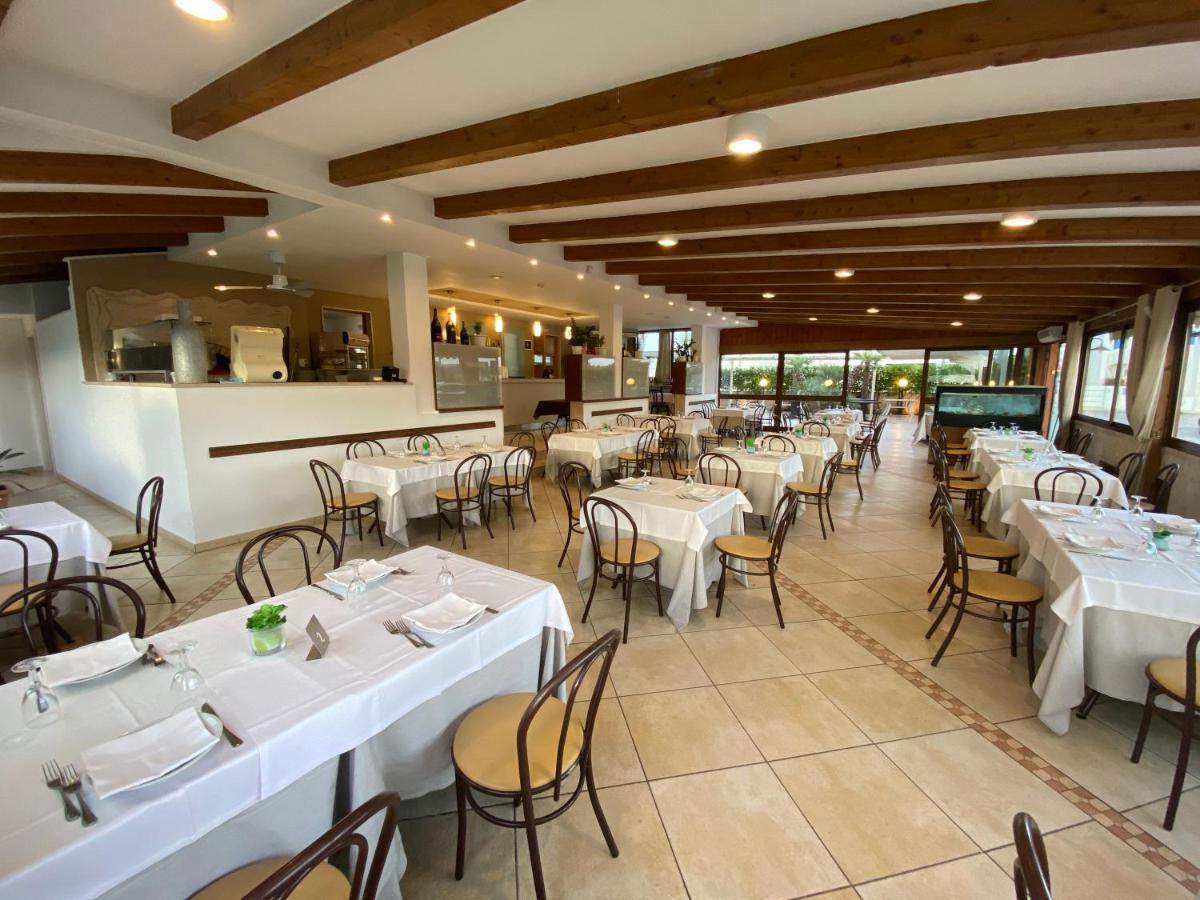Al Ristoro Hotel Torre Santa Sabina Kültér fotó